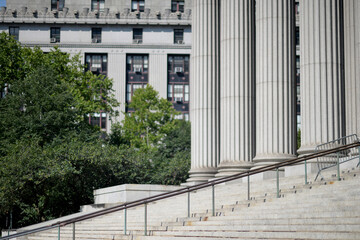 Naklejka premium Imposing Administrative Building Featuring Timeless Design And National Symbolism new york