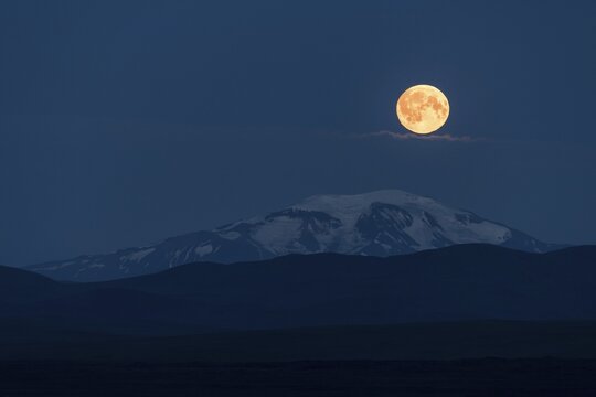 Moonrise over Sn&aelig;fell Volcano, Eastern Highlands, Iceland