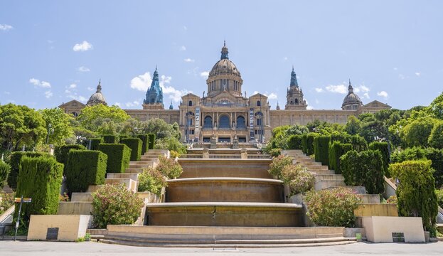 Palau Nacional, MNAC, Museu Nacional d'Art de Catalunya, National Art Museum of Catalonia on Montjuic, Barcelona, Catalonia, Spain