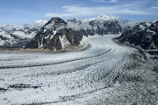 Mount Church, Mount Grosvenor, Mount Johnson Mount Wales and Mount Bradley in front of Ruth Glacier, Alaska Range glaciers and mountains, Alaska, USA