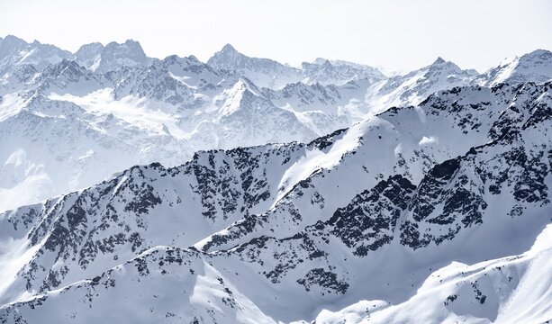 Peaks and mountains in winter, Sellraintal, Stubai Alps, K&uuml;htai, Tyrol, Austria