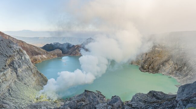 Volcano Kawah Ijen, volcanic craters with crater lake and steaming vents, morning light, Banyuwangi, Sempol, Eastern Java, Indonesia