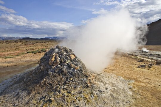 Hveraroend geothermal region at the foot of Mt. N&aacute;mafjall, Myvatn, northern Iceland, Iceland, Atlantic Ocean