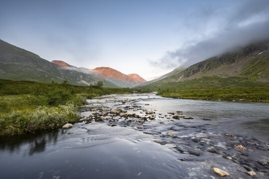 Longfjellelva River, Valldalen, Reinheimen National Park, M&oslash;re og Romsdal, Norway