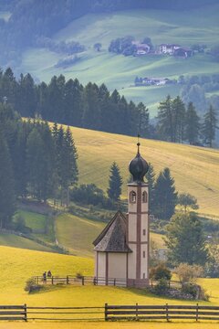 Church of St. John in Ranui, San Giovanni, St. John's Chapel, Villn&ouml;&szlig;tal, St. Magdalena, Bolzano, South Tyrol, Italy