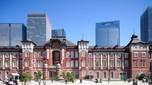 青空の東京駅 2026 シフトレンズ ドリー撮影