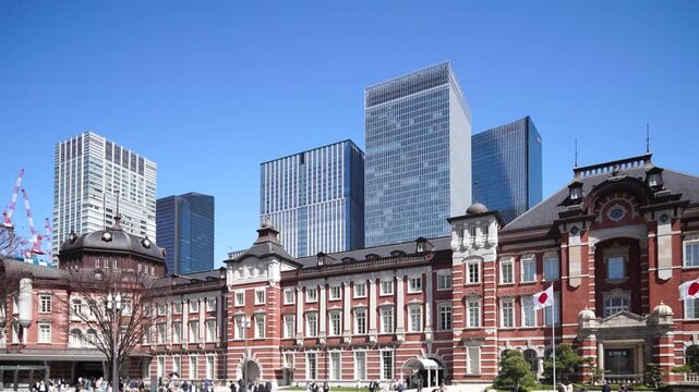 青空の東京駅 2026 シフトレンズ ドリー撮影