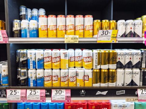 Argentina, El Calafate, March 05, 2026, Quilmes, Brahma, can, 0,473 l, beer cans on supermarket shelves with discount price tags