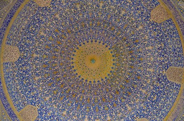 Lotfollah Mosque, Isfahan - Iran © Christian