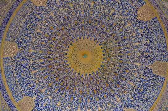 Lotfollah Mosque, Isfahan - Iran