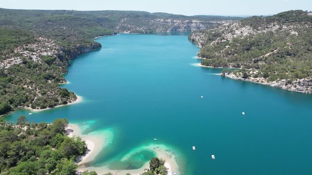 Entr&eacute;e des Gorges du Verdon dans le sud de la France avec ses lacs &agrave; proximit&eacute;