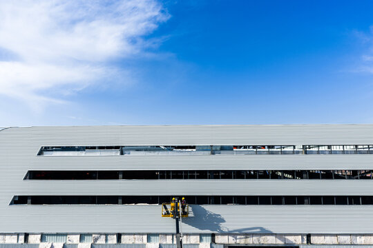 Industrial Wall Maintenance