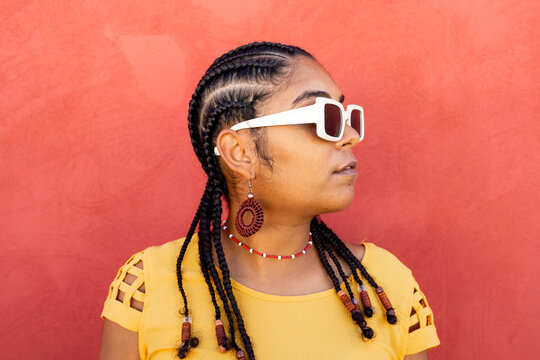 Side Profile of Afro-Brazilian Hair Braiding and Style