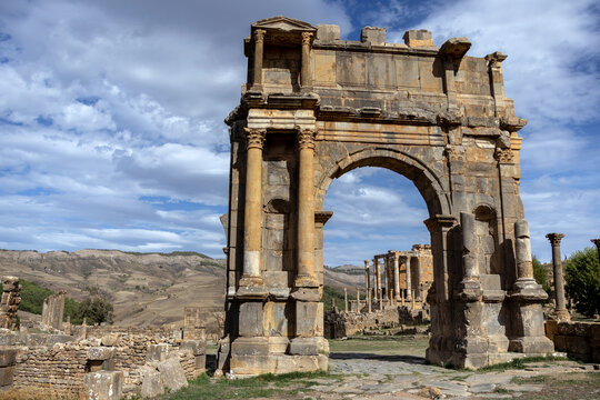 The triumphal Arch of Caracalla at Dj&eacute;mila &mdash; nearly transported to Paris in 1839