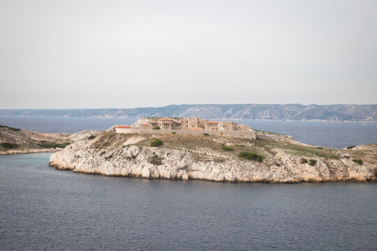Hopital Caroline stands on the Iles du Frioul, in ile de ratonneau, Marseille, France, it's an abandoned hospotal, historic landmark and a notable place to visit near Marseille.