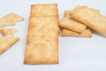 Fototapeta premium crackers on white background