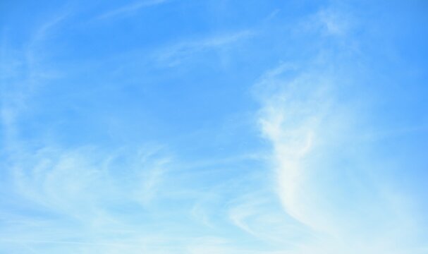 Beautiful New Zealand Sky Replacement Blue Sky and Light Clouds
