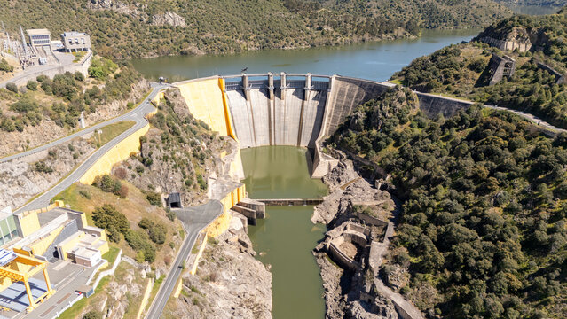 Miranda do douro dam controlling river water flow in transmontano region, portugal