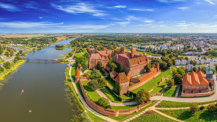 Widok z lotu ptaka na Malbork.