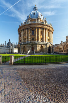 Streets and architecture of Oxford