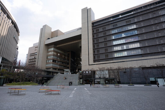 大阪駅　うめきた公園