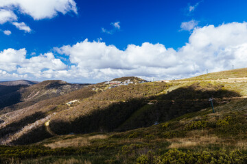 Fototapeta premium The Huts Walk at Mt Hotham in Australia
