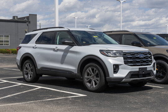 Ford Explorer Active SUV at a dealership. Ford offers the Explorer with a 2.3L EcoBoost engine. MY:2026
