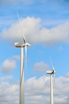 Windmills for renewable electrical energy production