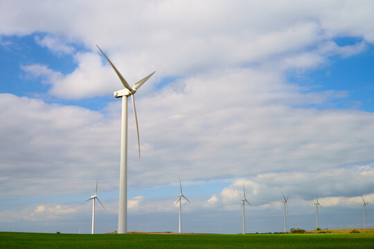 Windmills for renewable electrical energy production