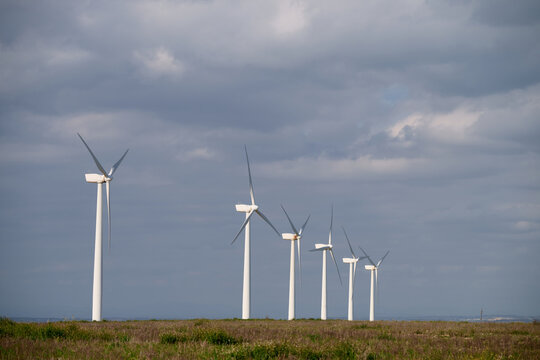 Windmills for renewable electrical energy production