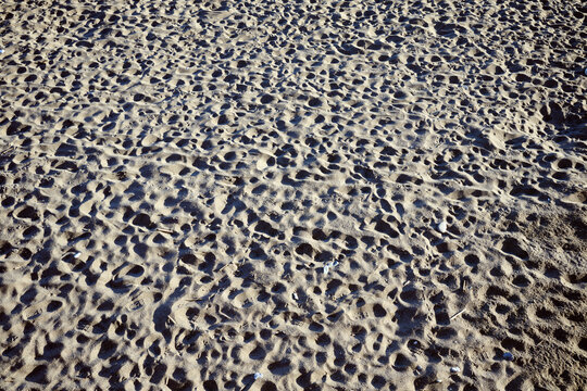 A close-up of the beach, with no people, in M&aacute;laga.