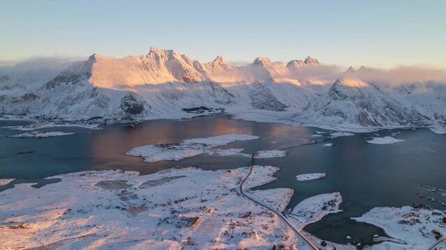 Flakstadbruene Lofoten susnet Time-alspe 
