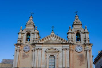 Fototapeta premium Historic fortified city of Mdina with ancient stone walls and architecture in Malta