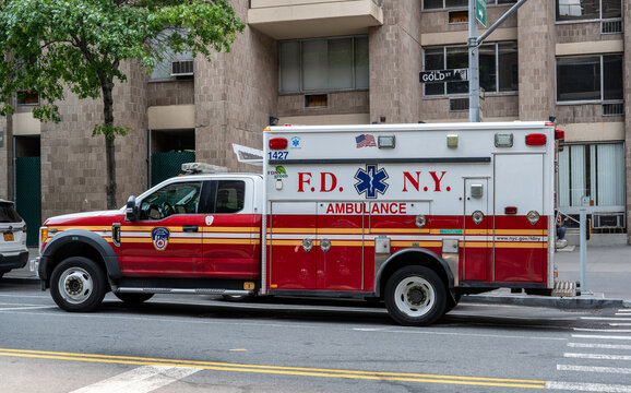 New york, usa august 15,2024. Fdny ambulance parked on a manhattan street by gold street, representing emergency medical response, urban public safety and first responders in nyc