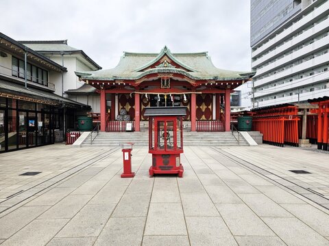 Anamori Inari Shrine in the Haneda area of Ota Ward, Tokyo.