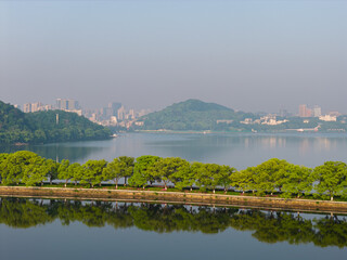 Fototapeta premium Spring Scenery of East Lake Scenic Area, Wuhan, Hubei, China