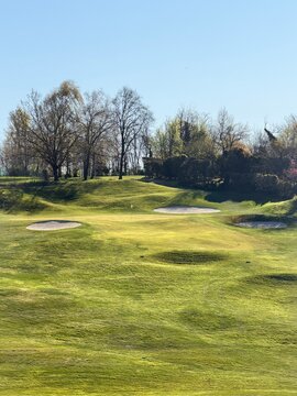 challenging golf course in the morning