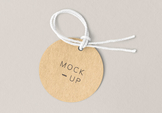 Round Tag Mockup With String PSD