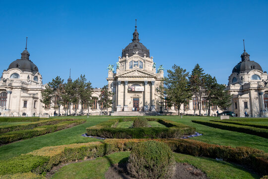 Sz&eacute;chenyi thermal bath building in Budapest