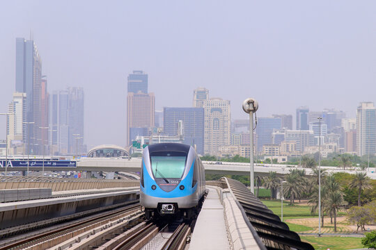 中東UAEにあるドバイメトロの美しい風景Beautiful scenery of the Dubai Metro in the UAE