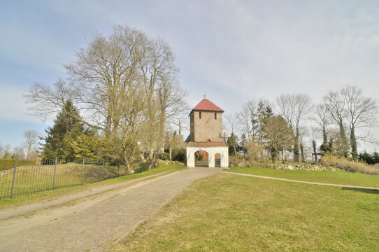 Parish of Our Lady Queen of Poland in Śmiechowo &ndash; a Roman Catholic parish belonging to the Mielno deanery, Koszalin-Kołobrzeg diocese, Poland
