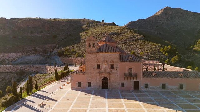 Santuario de Nuestra Se&ntilde;ora del Saliente en Albox, Almer&iacute;a. Vista a&eacute;rea al atardecer. 