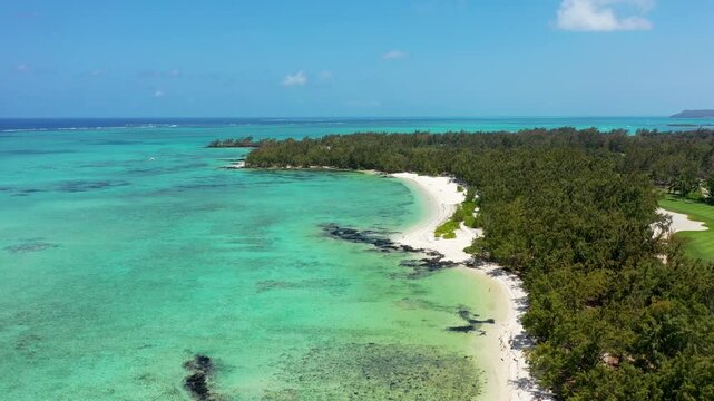 Ile aux Cerfs island with idyllic beach scene, aquamarine sea and soft sand, Ile aux Cerfs, Mauritius, Indian Ocean, Africa. Ile aux Cerf in Mauritius, beautiful water and breathtaking landscape.