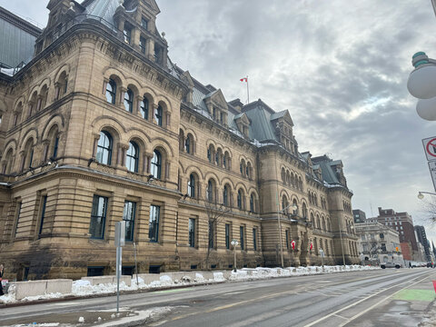 Langevin Block, the federal government building housing Canada's Office of the Prime Minister and the Privy Council Secretariat.The front of the parliament
Snow that was cleared from the road remains.