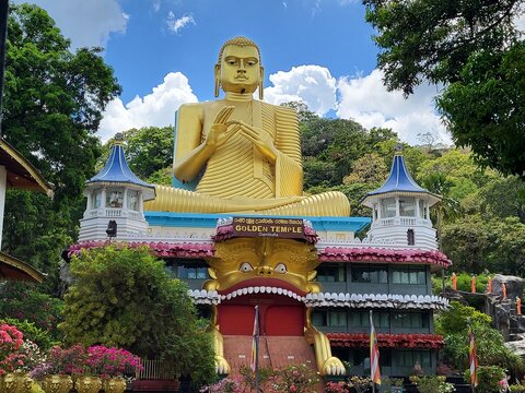 Dambulla golden temple, temple d'or, Dambulla, Sri Lanka