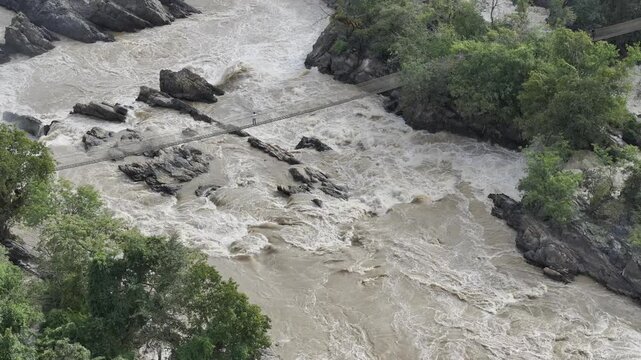 Khone Phapheng Falls, located on the Mekong River in Laos, is renowned as the widest waterfall in the world ( HLG mode)
