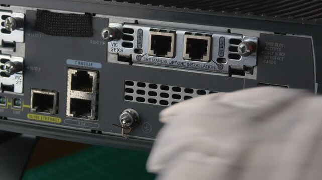 Router Interface card Power Switch ON POS boot up