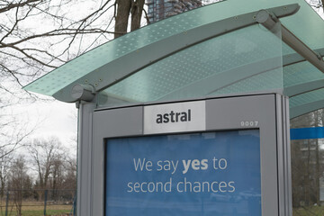 Naklejka premium bus shelter with out of home advertising in Toronto