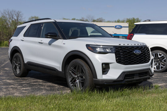 Ford Explorer ST-Line AWD SUV display at a dealership. Ford offers the Explorer with a 2.3L EcoBoost I-4 engine. MY:2026