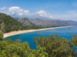 Fototapeta premium beautiful landscape of the sea against the background of mountains